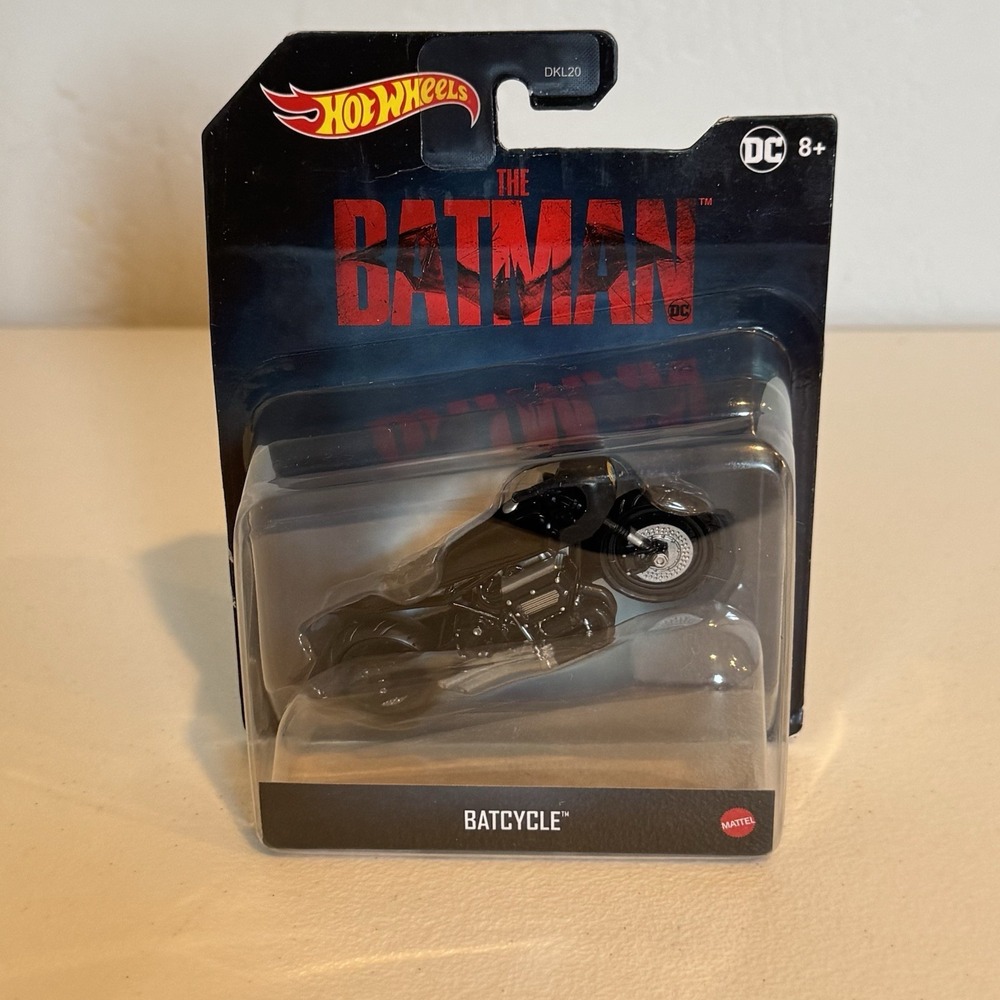 Hot Wheels The Batman Batcycle 1:64 Diecast Motorcycle Black Collector Model